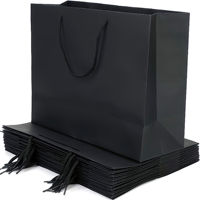Sac en papier noir écologique et recyclable avec poignée torsadée, logo personnalisé pour l'emballage de bougies, de cadeaux et de produits de détail
