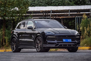 ชุดแต่งคาร์บอนไฟเบอร์ใหม่สำหรับรถ PORSCHE Cayenne ประกอบด้วยสปอยเลอร์หน้า สปอยเลอร์หลัง และกันชนรถ - Product Image 2