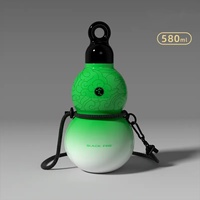 Bouteille d'eau isotherme en acier inoxydable de 600 ml en forme de gourde, nouveau design, gourde de sport isolée, flasque de voyage unique avec corde