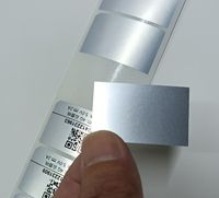 Etiquetas Adhesivas Personalizadas de PET Plateado Mate con Código Variable, Autoadhesivas, Fuertes y Permanentes para Electrónica de Consumo