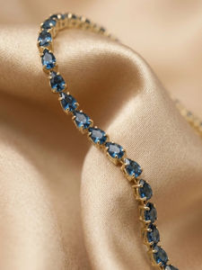 Pulsera de cadena chapada en oro JURA JEWELS Midnight Sapphire Golden Flora Tennis Classic, pulsera de cadena chapada en oro para mujer - Product Image 3