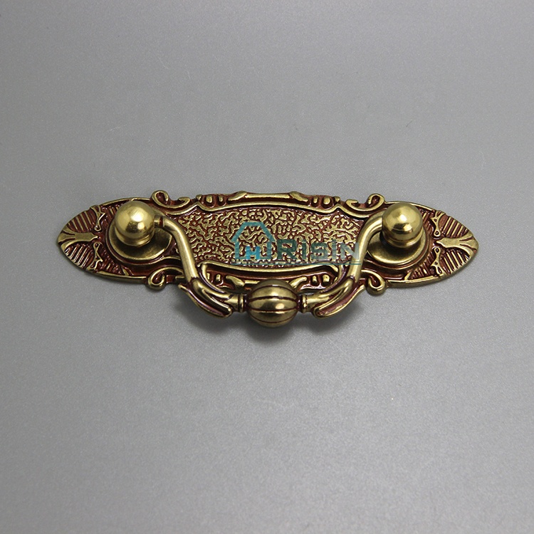 Латунные ручки ящика