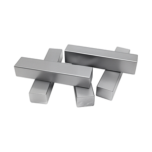 Chaveta paralela tipo B <span class=keywords><strong>DIN</strong></span> <span class=keywords><strong>6885</strong></span> / ISO 773 / GB1096B SS304 SS316 45 #   Extremo Cuadrado de Acero al Carbono para Ejes de Engranajes y Motores - Product Image 1