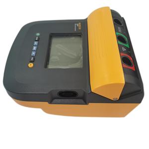 เครื่องทดสอบความต้านทานฉนวนแบบดิจิตอล รุ่น 1550C พร้อมหัวต่อ ด้วยเทคโนโลยีจอแสดงผลทันสมัย - Product Image 3