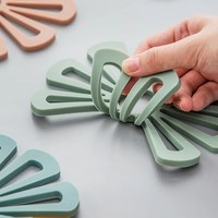 Sous-verres et dessous de plat en silicone résistants à la chaleur, protecteurs de table en forme de fleur, isolation thermique pour usage domestique
