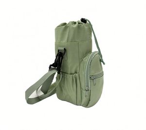 Bolsa Térmica de Poliéster para Botella de Agua con Correa y Bolsillo con Cremallera para Teléfono, Tipo Bandolera, Capacidad de 32oz/40oz - Product Image 3