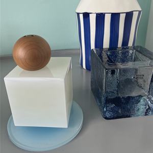 แผ่นรองแก้วซิลิโคนทรงกลมสีลูกกวาดไล่เฉดสีแบบกำหนดเองได้ คุณภาพสูง ทนความร้อน สำหรับโต๊ะครัว - Product Image 3