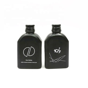 Mini bevande vuote piatte da 50 <span class=keywords><strong>ml</strong></span> piccola bottiglia di tibet bottiglie di whisky in miniatura per <span class=keywords><strong>caffè</strong></span> freddo in miniatura vetro con coperchio in sughero per liquore - Product Image 4