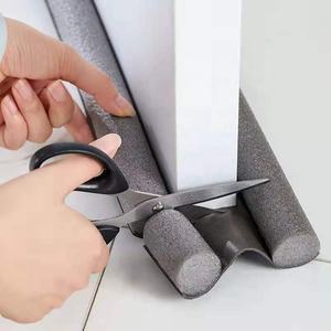 Bande d'étanchéité inférieure <span class=keywords><strong>de</strong></span> <span class=keywords><strong>porte</strong></span> à faible taux <span class=keywords><strong>de</strong></span> déformation à alimentation rapide moulage personnalisé coupe portes <span class=keywords><strong>en</strong></span> <span class=keywords><strong>verre</strong></span> <span class=keywords><strong>porte</strong></span> <span class=keywords><strong>de</strong></span> garage bande d'étanchéité inférieure - Product Image 2