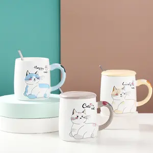 Kabartmalı güzel arkadaşları çizgi film ile sevimli kedi kapak japon tarzı öğrenci su bardağı hediye