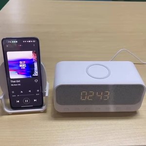 Amazon Hot Bán Xách Tay Bluetooths Loa Tai Nghe Không Dây Màu Đen Hifi LED Ánh Sáng Bluetooths Loa Không Dây Cho Karaoke - Product Image 6