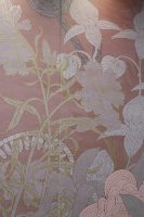 Papier peint mural floral exquis de qualité supérieure Fond rose et design botanique pour la décoration murale intérieure de la maison, de l'hôtel, du salon