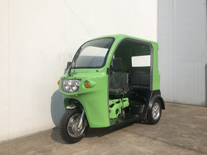 Popular 110cc Three-Wheel <strong>Tricycle</strong> with Covered Cabin Motorized Driving Closed Body for Passengers - Product Image 3