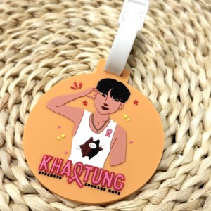 Fantastica targhetta per bagagli in PVC personalizzata e impressa per attrezzature sportive borse da atleta - Product Image 1