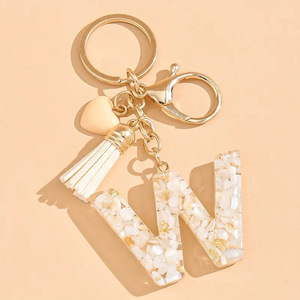 Porte-clés et pendentif de sac pour femme, design simple et élégant, avec 26 lettres, pour gobelet - Product Image 5