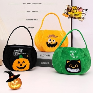 Bolsa <span class=keywords><strong>de</strong></span> terciopelo con estampado <span class=keywords><strong>de</strong></span> <span class=keywords><strong>calabaza</strong></span> para <span class=keywords><strong>la</strong></span> búsqueda <span class=keywords><strong>de</strong></span> dulces <span class=keywords><strong>de</strong></span> Halloween, decoración transfronteriza, bolsa <span class=keywords><strong>de</strong></span> regalo <span class=keywords><strong>de</strong></span> mano para niños, para fiestas espeluznantes al aire libre - Product Image 2