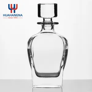 Wholesale RTS 700ml 24oz Round Shaped Crystal Whiskey Decanter with Stopper for Liquor Scotch Vodka Bourbon