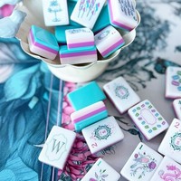 Vente directe usine – Nouveauté : Ensemble de Mahjong de luxe en acrylique, thème Macaron, style américain, avec boîte en carton – Cadeau de jeu idéal