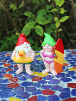 Figurine Personnalisée de Couple de Gnome de Surf en Résine Statue Drôle de Pelouse de Gnome pour Décoration de Jardin