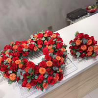 Support d'arrangement de fleurs humides et sèches en éponge en mousse florale personnalisée avec ventouses pour les décors de mariage et de fête