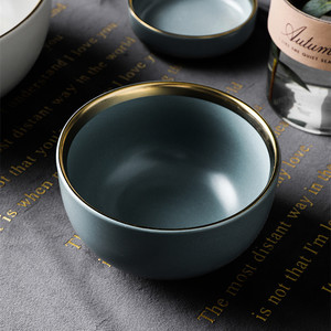 Vente en gros de <span class=keywords><strong>vaisselle</strong></span> en porcelaine de luxe kit de <span class=keywords><strong>vaisselle</strong></span> chinoise au design <span class=keywords><strong>moderne</strong></span> bordure dorée mate - Product Image 6