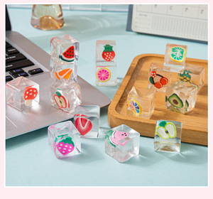 Lot de 10 jouets anti-stress amusants pour enfants, en forme de fruits de dessin animé, à presser, pour <span class=keywords><strong>les</strong></span> fêtes et <span class=keywords><strong>les</strong></span> anniversaires - Product Image 1