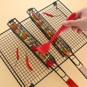 Pinces de <span class=keywords><strong>barbecue</strong></span> portables en acier inoxydable pour saucisses et hot-dogs, idéales pour le camping et les barbecues en extérieur - Product Image 4