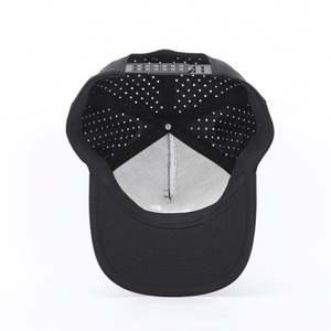 Casquette de baseball noire personnalisée avec broderie 3D, découpe laser, perforations, image, visière pré-courbée et réglable - Product Image 6