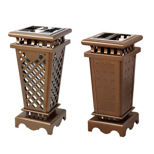 Outdoor Metal Trash Can Cylindrical With Lid For Park And Garden Use - Product Image 4
