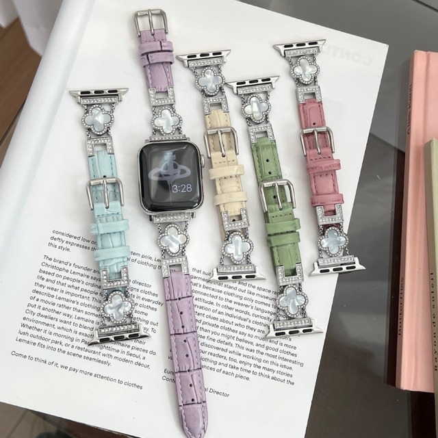 Luxury Leather Band for Apple Watch Band 42mm 46mm 49mm Four Clover Straps for Apple Watch