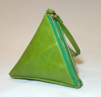 Sac à monnaie Portable en similicuir pour femmes avec poignée dames mode Mini pochette de maquillage pyramidale Pu Triangle sac cosmétique
