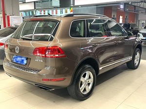 Volkswagen <span class=keywords><strong>Touareg</strong></span> d'<span class=keywords><strong>occasion</strong></span> 2011, 5 portes, 5 places, SUV, intérieur noir, <span class=keywords><strong>essence</strong></span>, importé, en promotion - Product Image 6