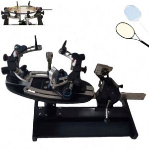 Machine à cordage de raquettes de tennis, badminton et squash entièrement automatisée et informatisée pour les magasins de sport professionnels - Product Image 3