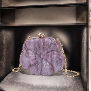 Bolso de mano femenino con diamantes de imitación y cristales, ideal para eventos nocturnos como bailes de graduación y bodas. - Product Image 3