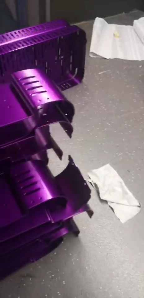 Различные цвета окисления алюминиевых профилей красные анодированные трубы алюминиевая труба