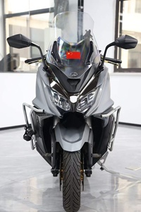 Moto d'occasion modèle AK550 de 2021, 20 000 km, fabriquée par un fabricant de scooters fiable et de confiance. Scoote - Product Image 2