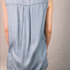 Camisas de Mezclilla sin Mangas con Botones, Cómodas, de Fábrica OEM, para Mujer, Tops Holgados de Mezclilla, Casuales de Verano - Product Image 3