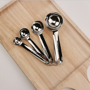 Juego de 4 Cucharas Medidoras de Acero Inoxidable para Repostería: 1/2 Cucharadita, 1 Cucharadita, 1 Cucharada, 1 Cucharón - Product Image 2