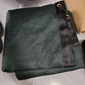 Tamaños personalizados disponibles 6 * 25ft 8 * 50ft Weave Windbreaker Patio Playground Privacy Fence Screen <span class=keywords><strong>para</strong></span> la venta - Product Image 3