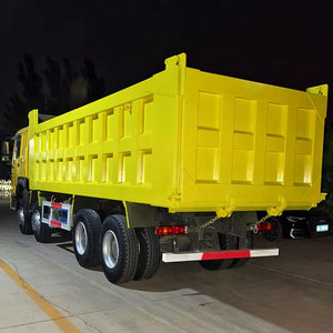 Camion <span class=keywords><strong>benne</strong></span> basculante d'<span class=keywords><strong>occasion</strong></span> Sinotruck Howo Diesel poids lourd 8x4 12 roues 40 tonnes à prix réduit - Product Image 3