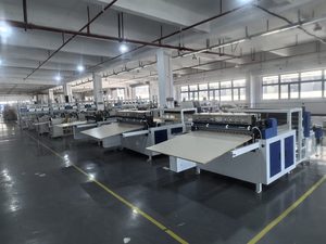 Machine de découpe d'angle rotative de haute précision à commande PLC personnalisée, machine de découpe automatique de film de confidentialité à angle de 45 degrés - Product Image 5