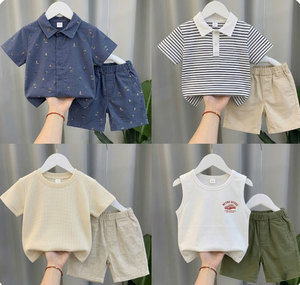 Conjunto Premium de Camiseta y Pantalones Cortos para Niños, Verano, Suministro Disponible, Envío Combinado Aleatorio, Mezcla Aleatoria - Product Image 4