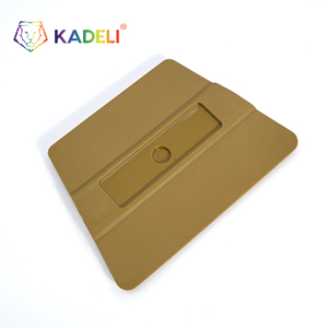Outil d'emballage pour film teinté KADELI avec <span class=keywords><strong>raclette</strong></span> magnétique trapézoïdale pour l'installation de film teinté sur vitres de voiture - Product Image 1