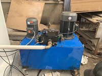 Presse à chaud pour panneaux de particules stratifiés 4x8 pour contreplaqué