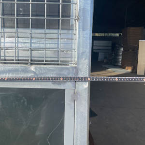 Panneaux en acier résistants faits sur commande d'écurie de cheval d'usine de la Chine avec la grange de porte à <span class=keywords><strong>vendre</strong></span> - Product Image 4