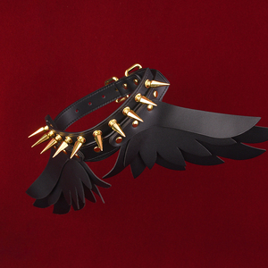 FUNSM Metal Spiked Collar de cuero diseño de alas pequeñas Bondage Collar fetiche juego de rol Kink BDSM juego sexual adultos juguetes sexuales al por mayor - Product Image 2