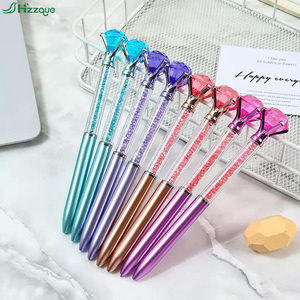 Penna a Sfera Promozionale con Inchiostro Nero, per Ufficio e Scuola, Regalo di Cancelleria, con Punta in Cristallo e Diamante, Corpo in Metallo e Plastica - Product Image 5