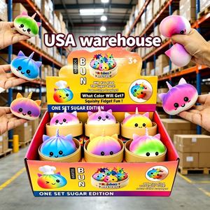 Juguete Sensorial Antiestrés de Unicornio con Relleno de Harina Arcoíris, Tipo Dumpling, de la Marca USA Warehouse - Product Image 1