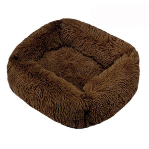 Coussin <span class=keywords><strong>pour</strong></span> <span class=keywords><strong>chien</strong></span> en fausse fourrure ultra douce et écologique, design élégant, taille XS, petit, 45x35cm, rectangle, canapé, antidérapant, durable, toutes saisons - Product Image 3