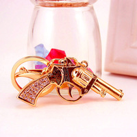 Alliage de zinc métal cristal luxe arme Revolver pistolet forme Promotion mode diamant porte-clés porte-clés pour cadeau Souvenir